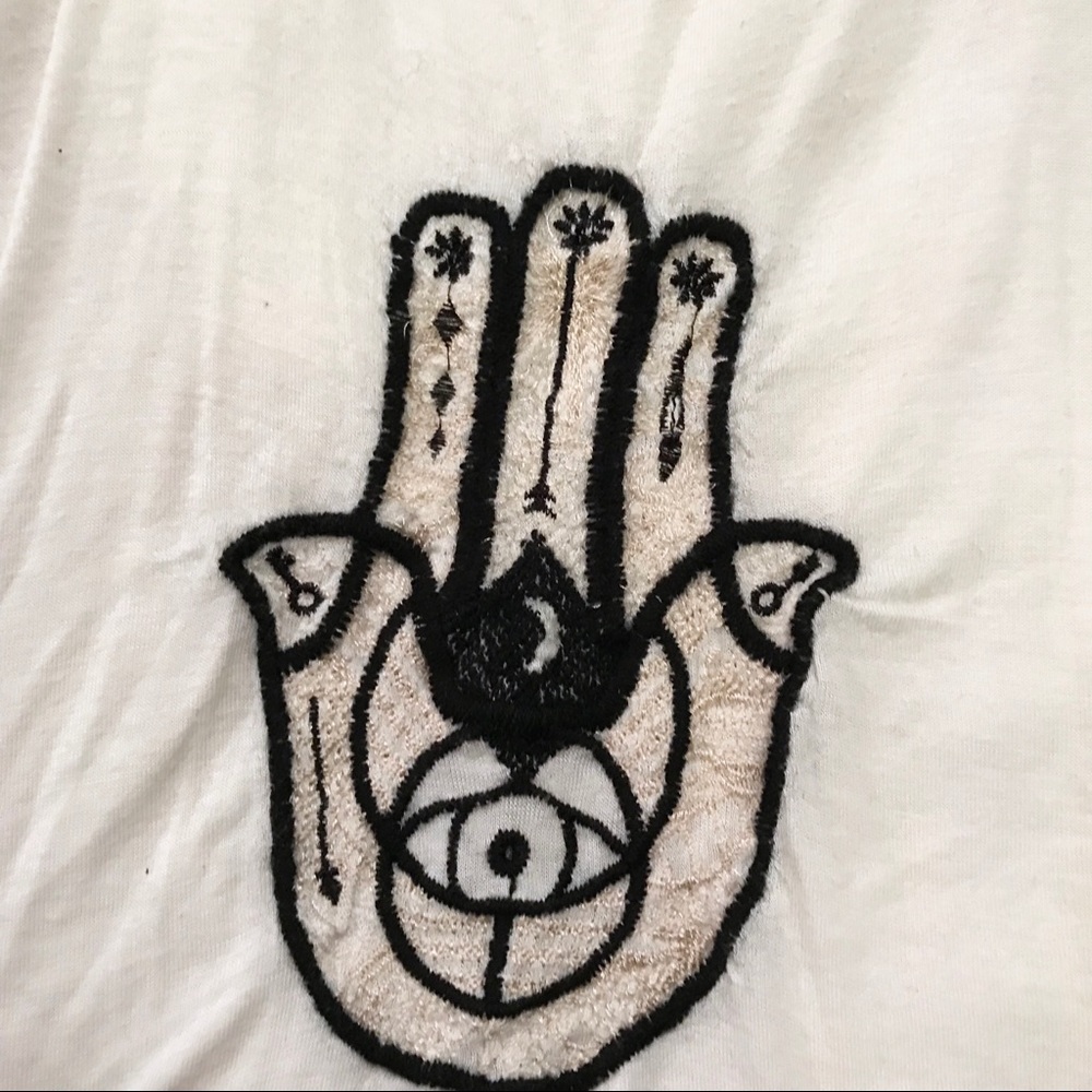 Brandy Melville Mirella Hamsa Hand Embroidery Tank - Picture 5 of 5